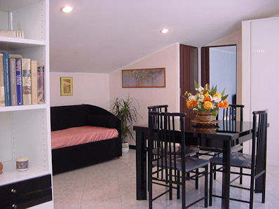 Rome, apartment soggiorno